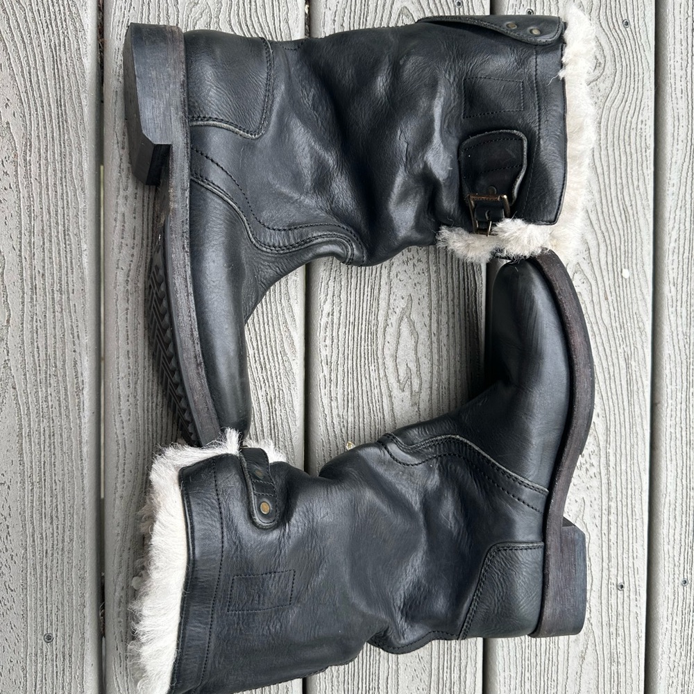 A/W 2010-2011 Burberry Genuine Shearling Boots